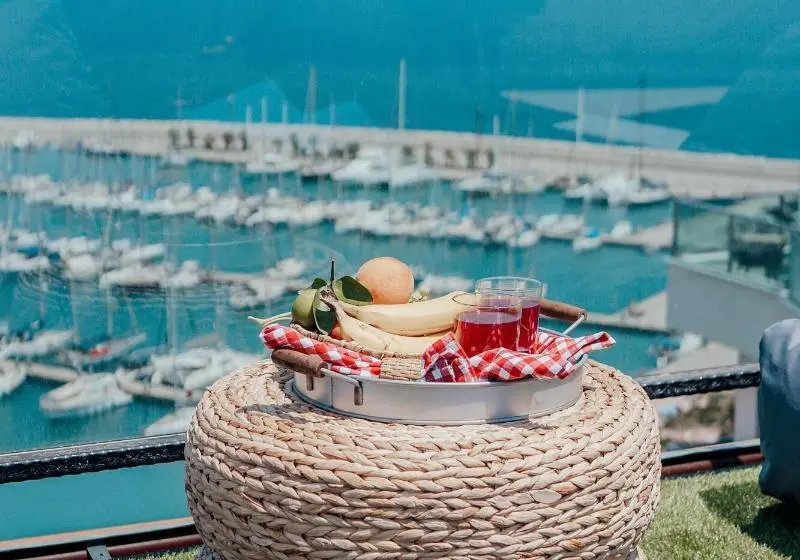 Fortunella Suites & Villas