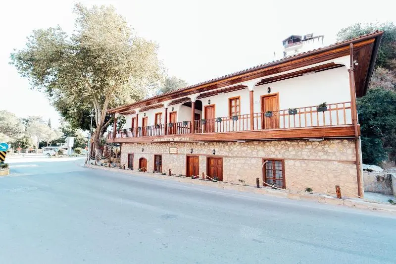 Fortunella Suites & Villas