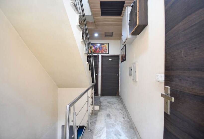 בית מלון כפרי Best Sleep Inn By Oyo Rooms