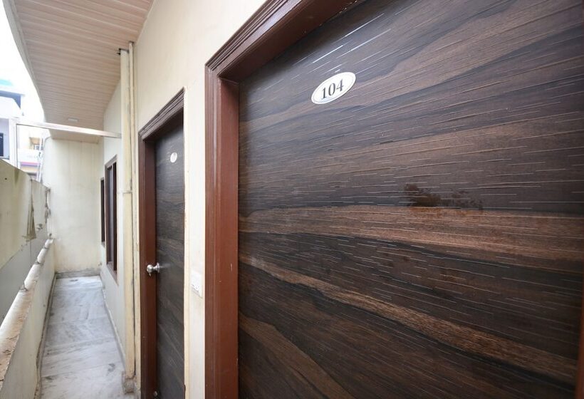 בית מלון כפרי Best Sleep Inn By Oyo Rooms