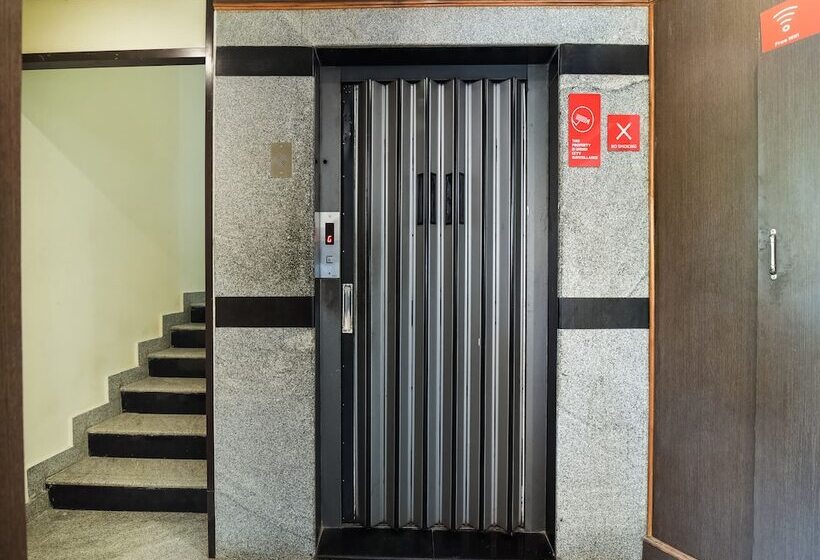 בית מלון כפרי Capital O 29342 Blu Resorts