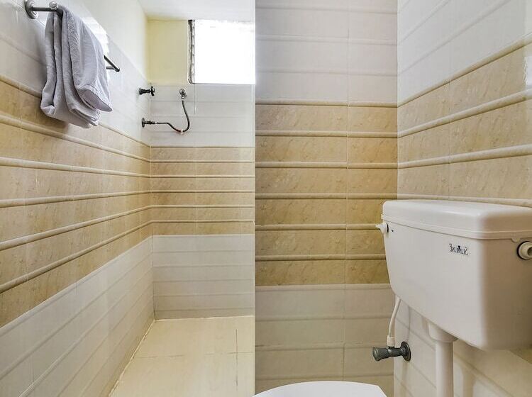 בית מלון כפרי Capital O 29342 Blu Resorts