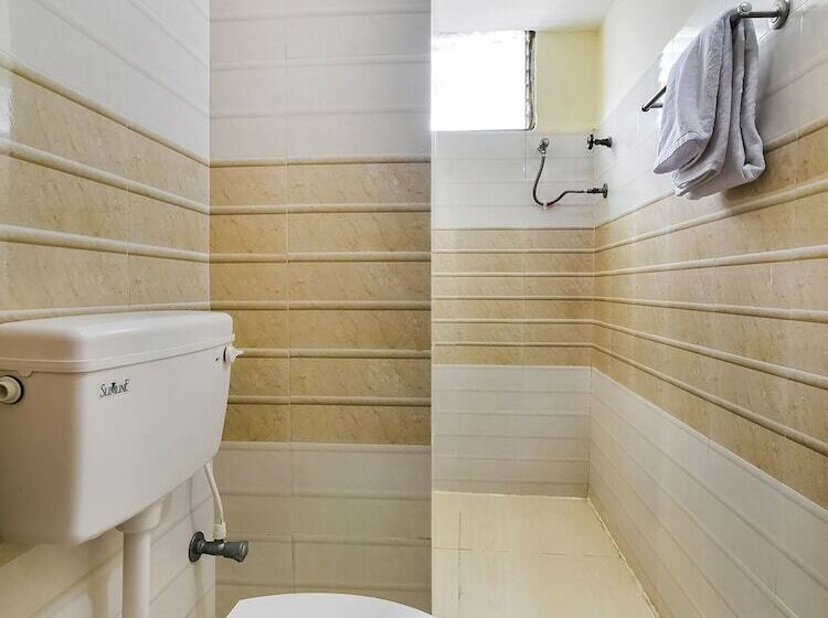 בית מלון כפרי Capital O 29342 Blu Resorts