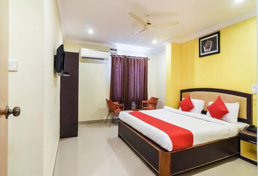 בית מלון כפרי Capital O 29342 Blu Resorts