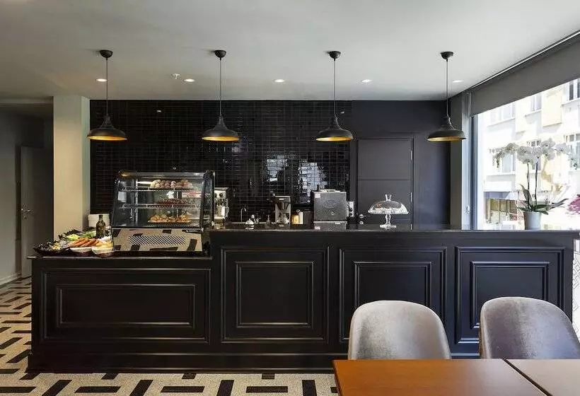 Hotel Guner Business