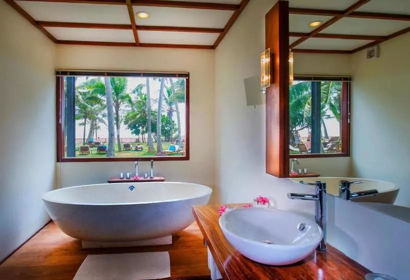 Mermaid Hotel & Club