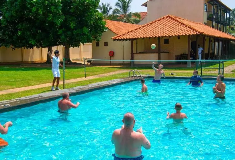 Mermaid Hotel & Club