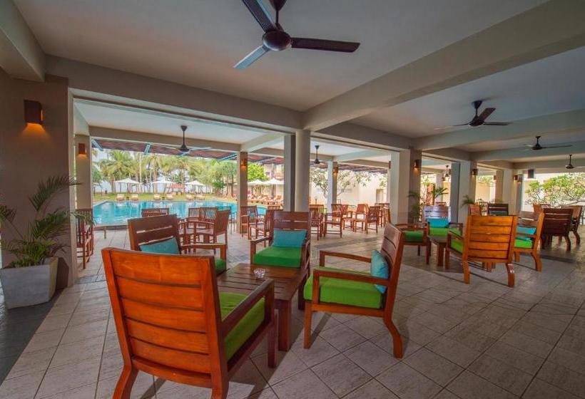 Mermaid Hotel & Club