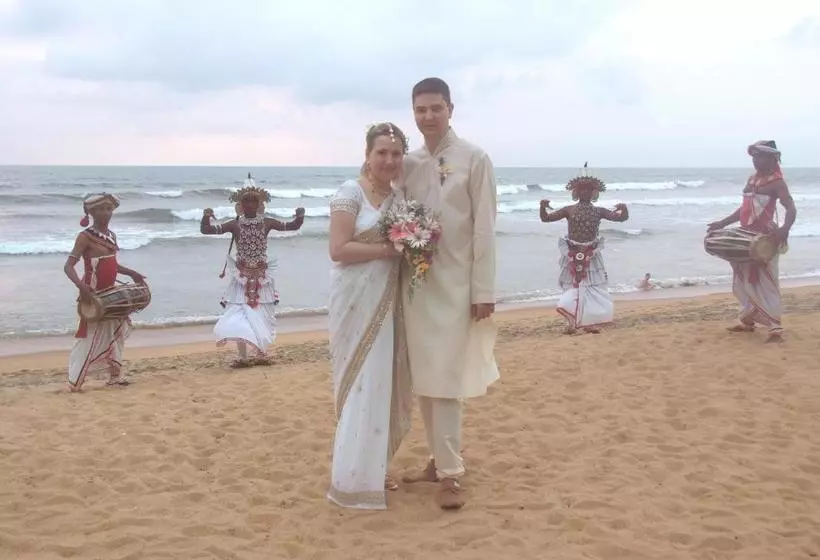 Mermaid Hotel & Club