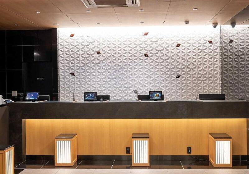 Apa Hotel Shin Osaka Eki Tower