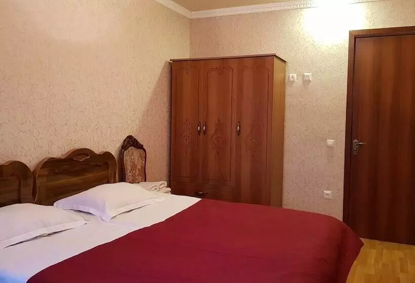 پانسیون Hilltop Mestia