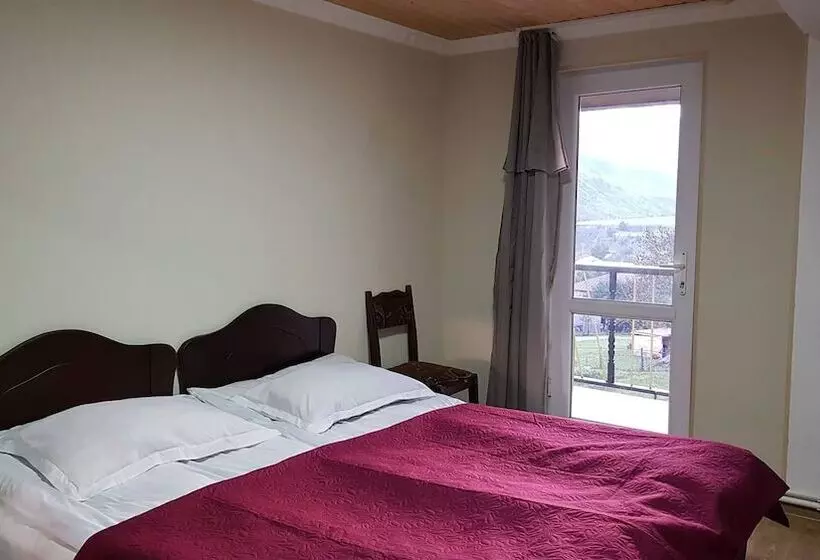 پانسیون Hilltop Mestia