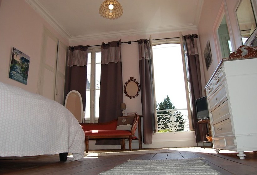 펜션 Madeleine Bergerac