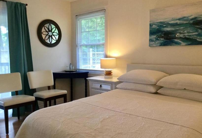 Summer Solstice Bed & Breakfast