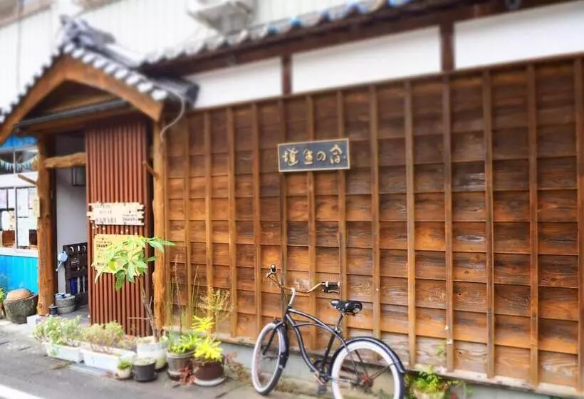 ユースホステル Ekimaehousesamaru