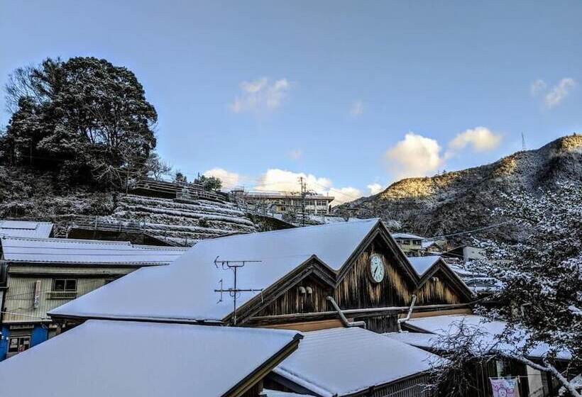 호스텔 Ekimaehousesamaru