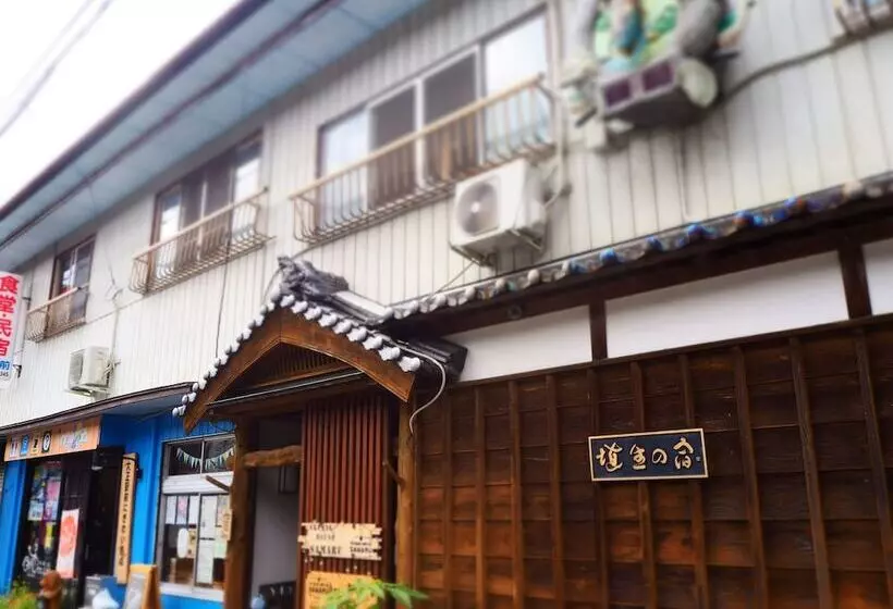 ユースホステル Ekimaehousesamaru