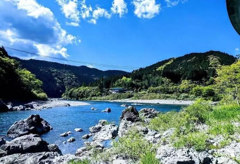 ユースホステル Ekimaehousesamaru