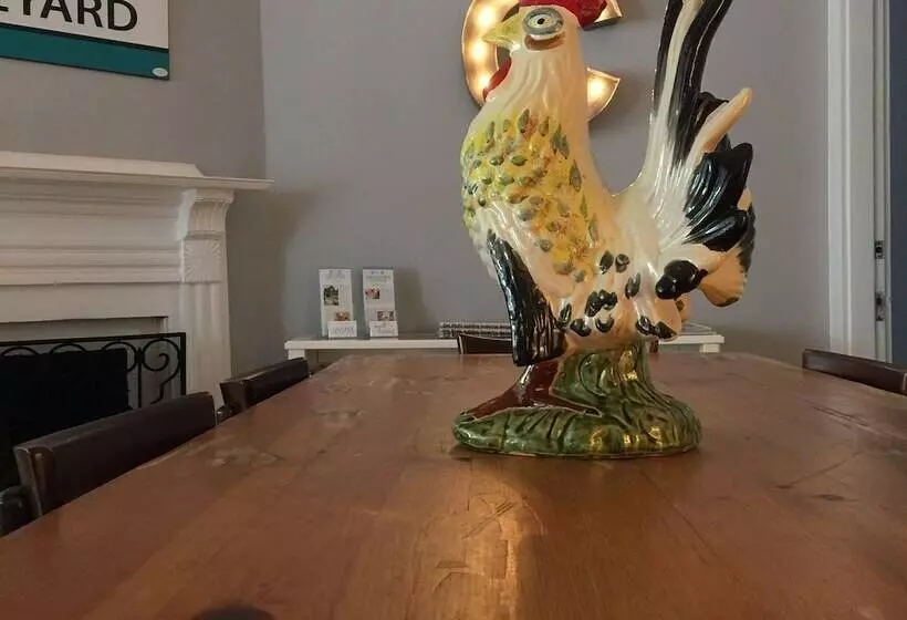 Aamiaismajoitus (B&B) Crocker Inn