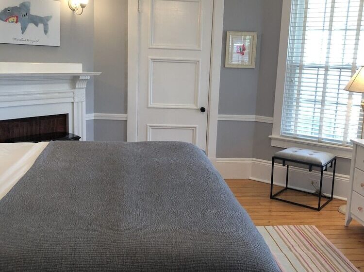 צימר Crocker Inn