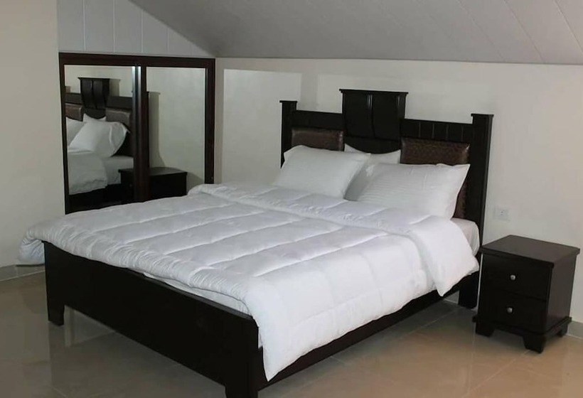 تختخواب و صبحانه Pinewood