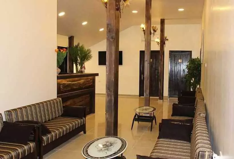 تختخواب و صبحانه Pinewood