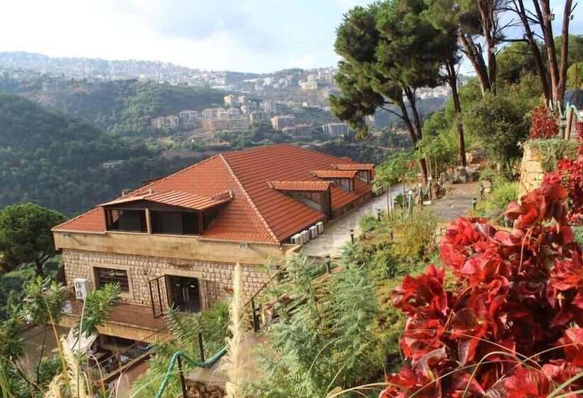 تختخواب و صبحانه Pinewood