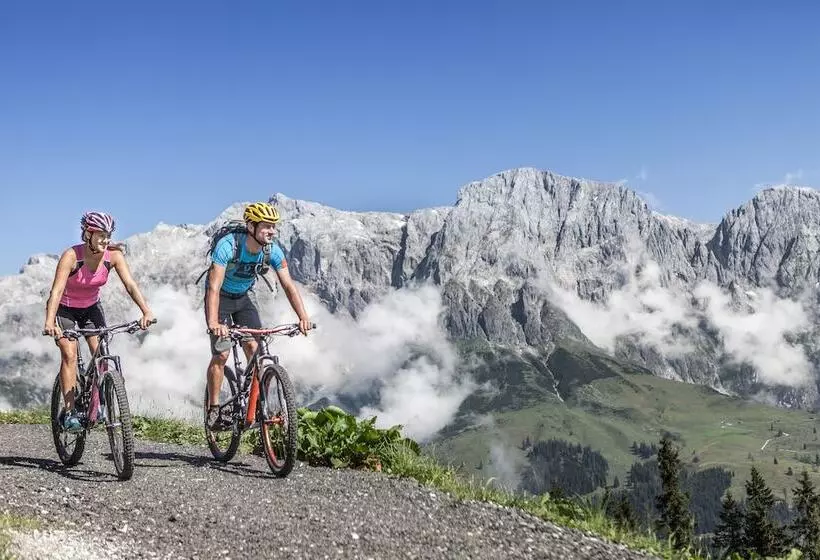 ホテル Die Hochkönigin   Mountain Resort