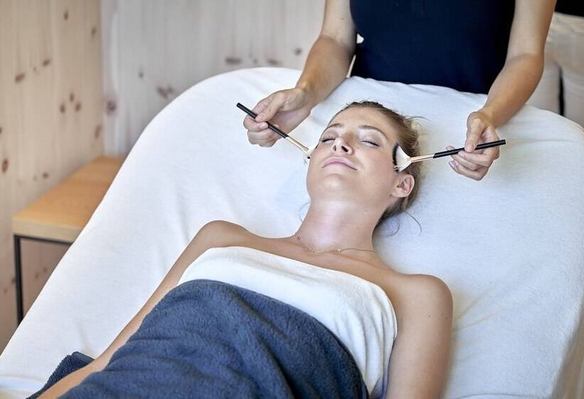 هتل Die Hochkönigin Mountain Resort