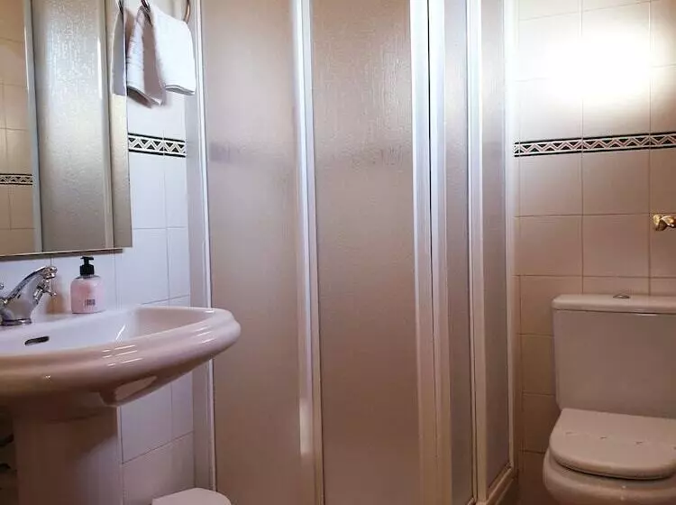 هتل Restaurante Torres De Albarracín