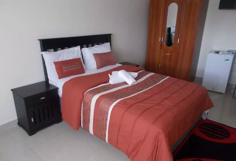 هتل Shema Guest Lodge