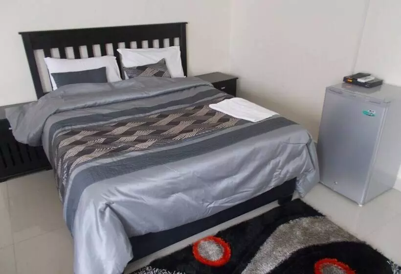 هتل Shema Guest Lodge