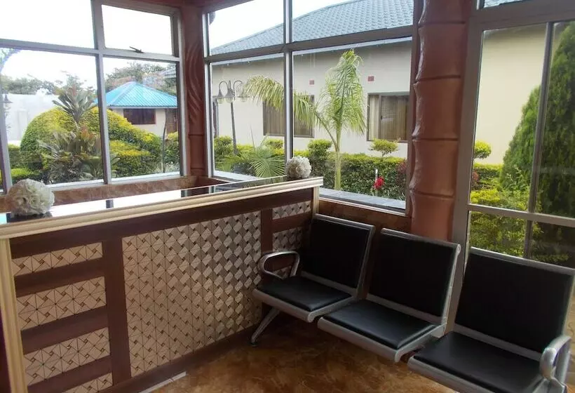 هتل Shema Guest Lodge