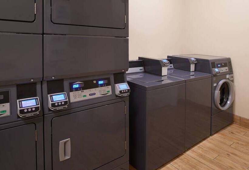 ホテル Towneplace Suites By Marriott Cleveland Solon