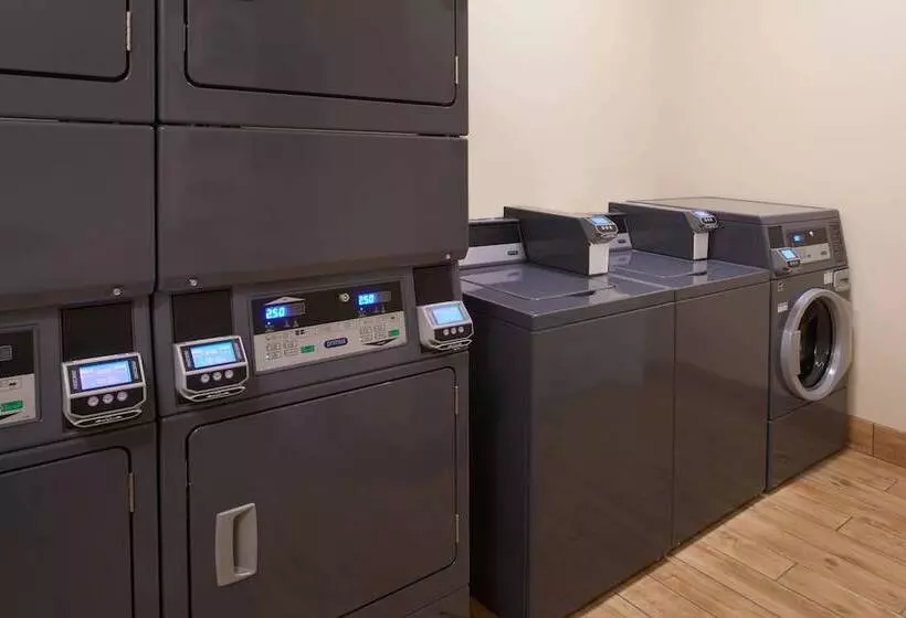 Hotelli Towneplace Suites By Marriott Cleveland Solon