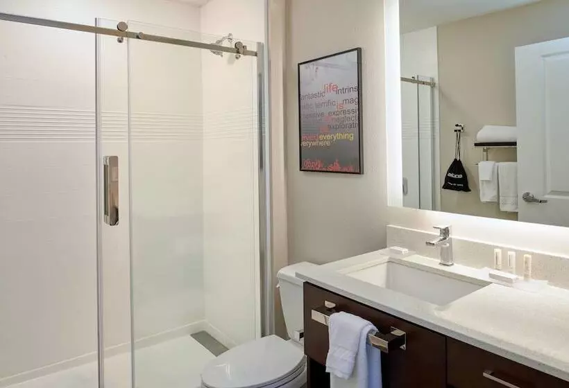 Hotelli Towneplace Suites By Marriott Cleveland Solon