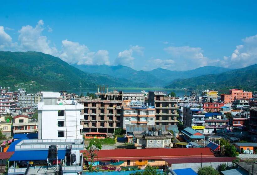 Mount Blue Tourist Hostel