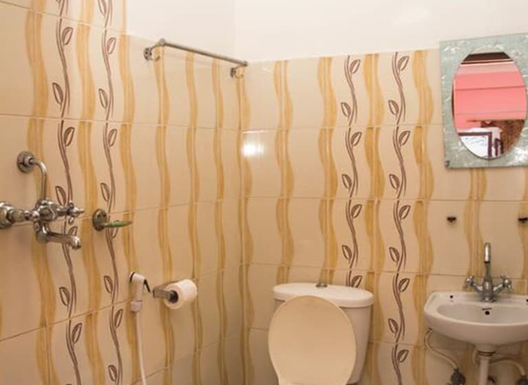 Mount Blue Tourist Hostel