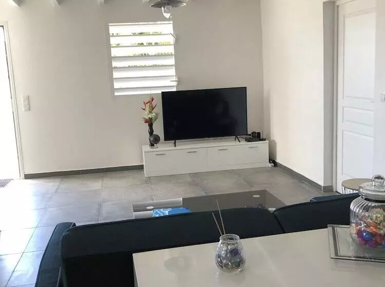 پانسیون Belcourtex