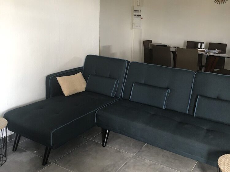 پانسیون Belcourtex