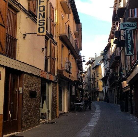 پانسیون Hostal Di Verena