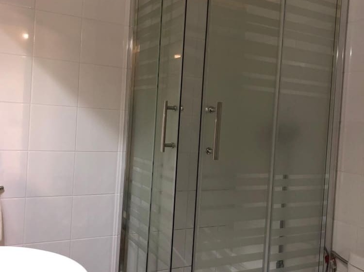 پانسیون Hostal Di Verena