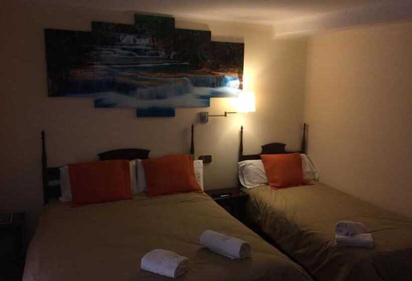 پانسیون Hostal Di Verena