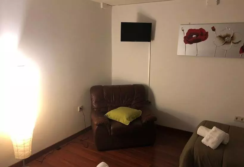 ペンション Hostal Di Verena