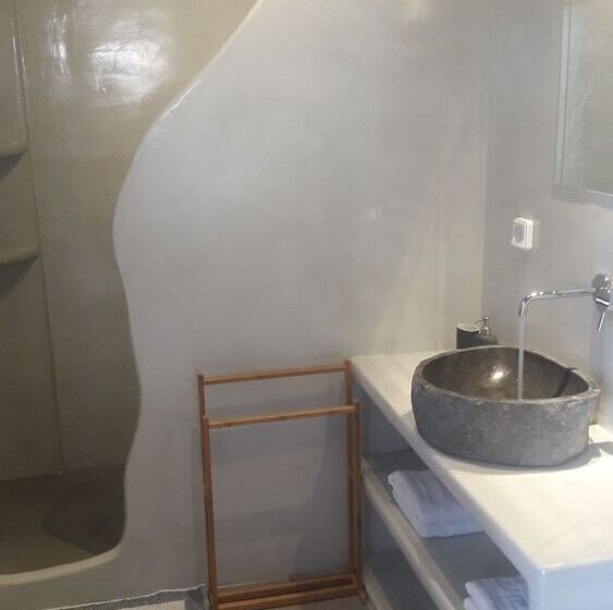 بنسيون Maistrali Prive