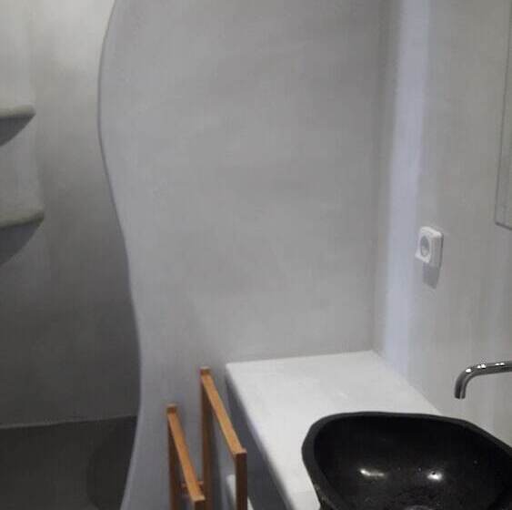 بنسيون Maistrali Prive