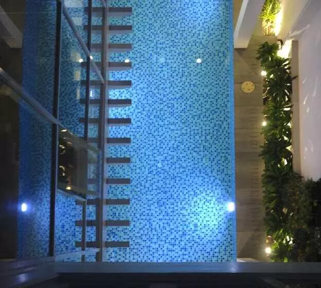 پانسیون Seabreeze Villa Nha Trang