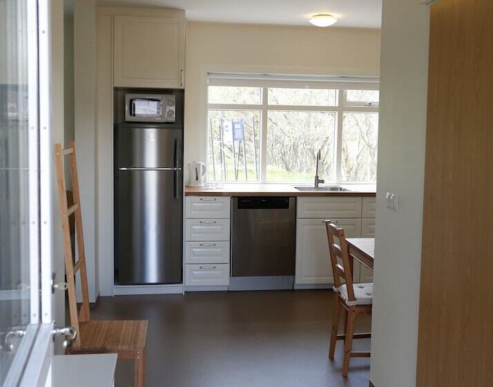 پانسیون Syðra Skörðugil Guesthouse