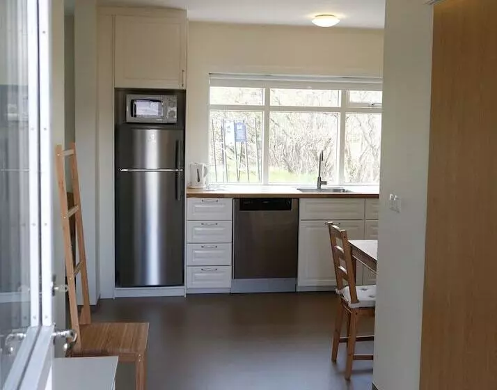 پانسیون Syðra Skörðugil Guesthouse