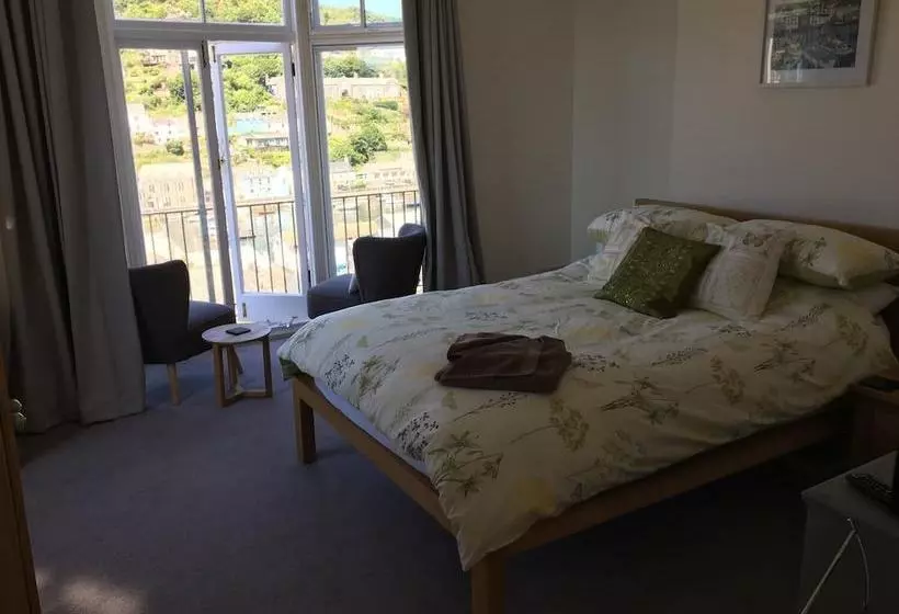 Penwyn Bed And Breakfast